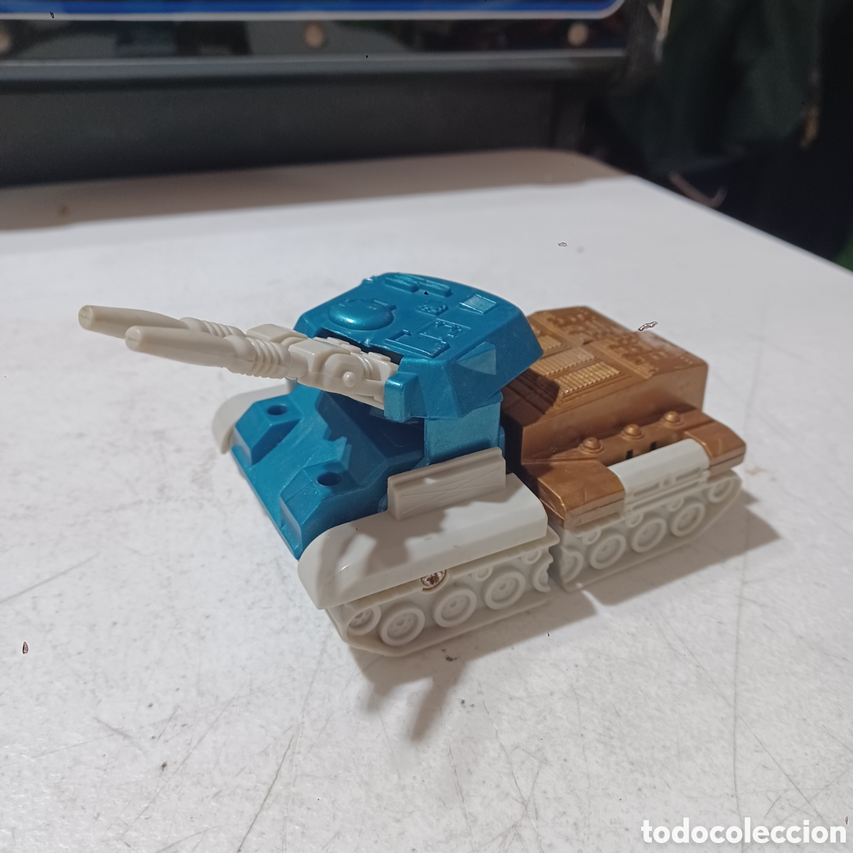 Figuras y mu&ntilde;ecos Transformers: Tanque transformers Bootleg - Foto 1