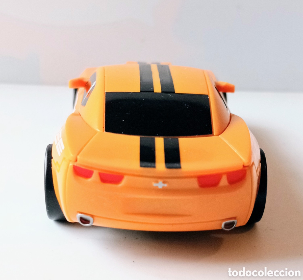 Figuras y mu&ntilde;ecos Transformers: BUMBLEBEE AUTOBOT / HASBRO / 1/32 APROX - Foto 4