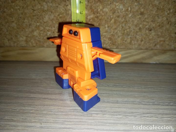 Figuras y mu&ntilde;ecos Transformers: Letrabot Transformers letra A robot - Foto 4