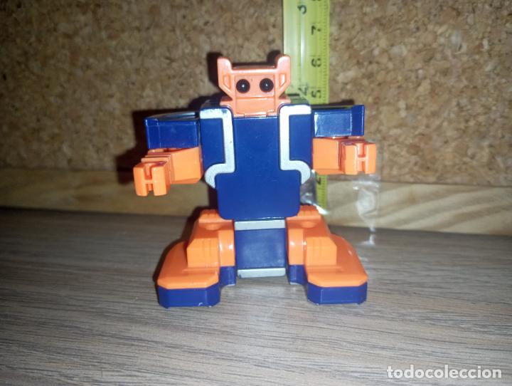 Figuras y mu&ntilde;ecos Transformers: Letrabot Transformers letra C robot - Foto 2