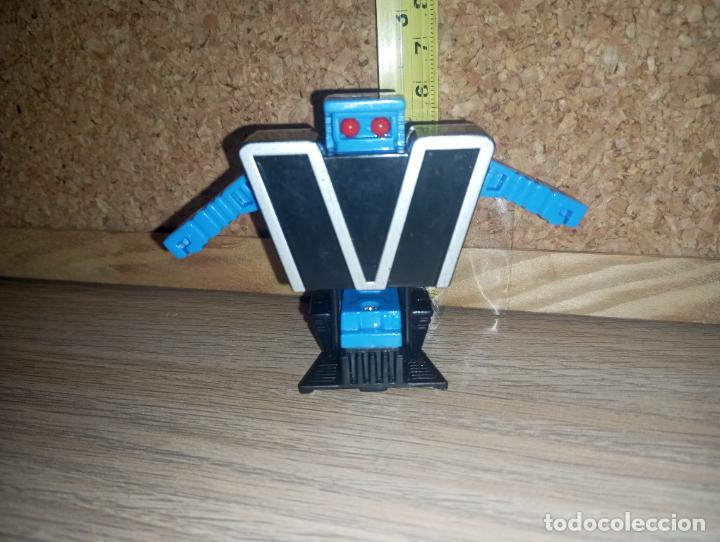 Figuras y mu&ntilde;ecos Transformers: Letrabot Transformers letra V robot - Foto 2