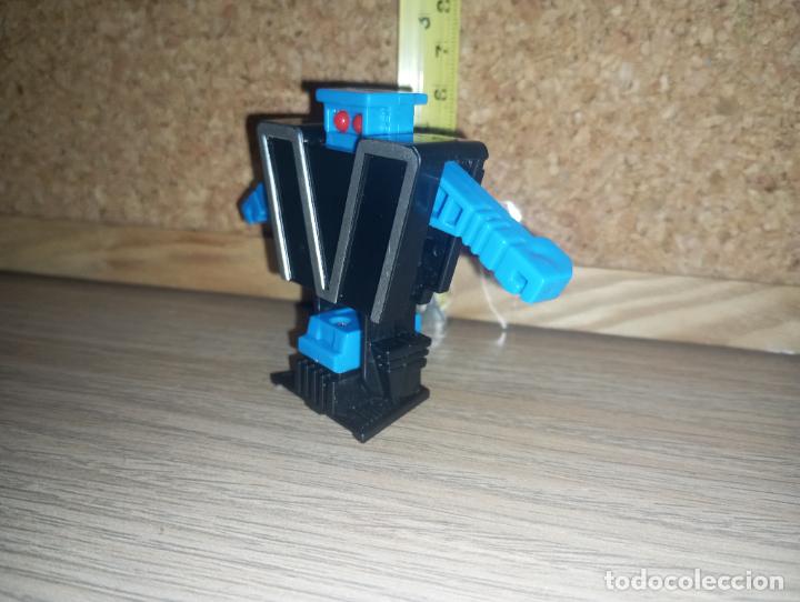 Figuras y mu&ntilde;ecos Transformers: Letrabot Transformers letra V robot - Foto 4