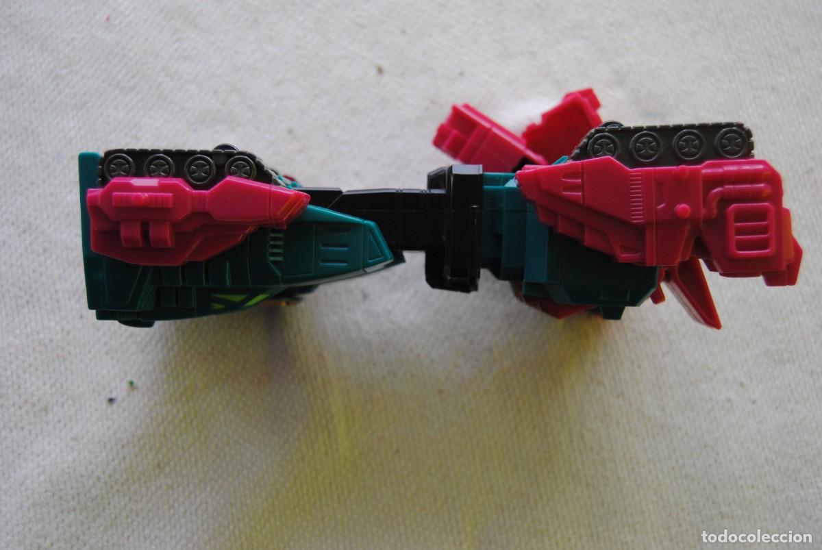 Figuras y mu&ntilde;ecos Transformers: fifura de transormer robot -vehiculo. raro - Foto 4