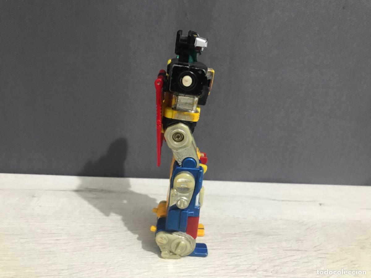 Figuras y mu&ntilde;ecos Transformers: Robot Voltron incompleto de metal y plastico - Foto 2