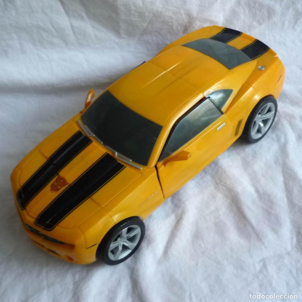 Figuras y mu&ntilde;ecos Transformers: Transformer Chevrolet Camaro Bumblebee - Foto 1