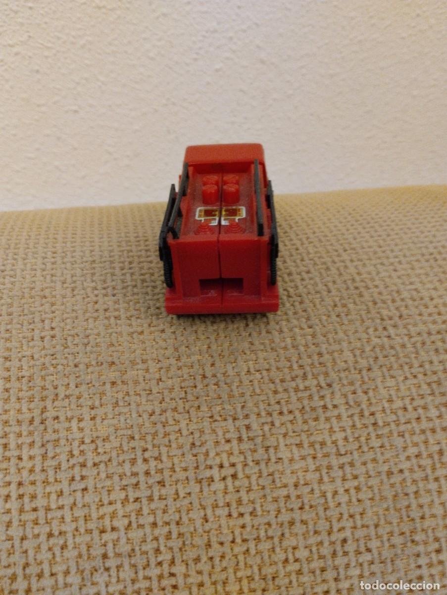 Figuras y mu&ntilde;ecos Transformers: Cami&oacute;n bomberos antiguo Transformer - Foto 6