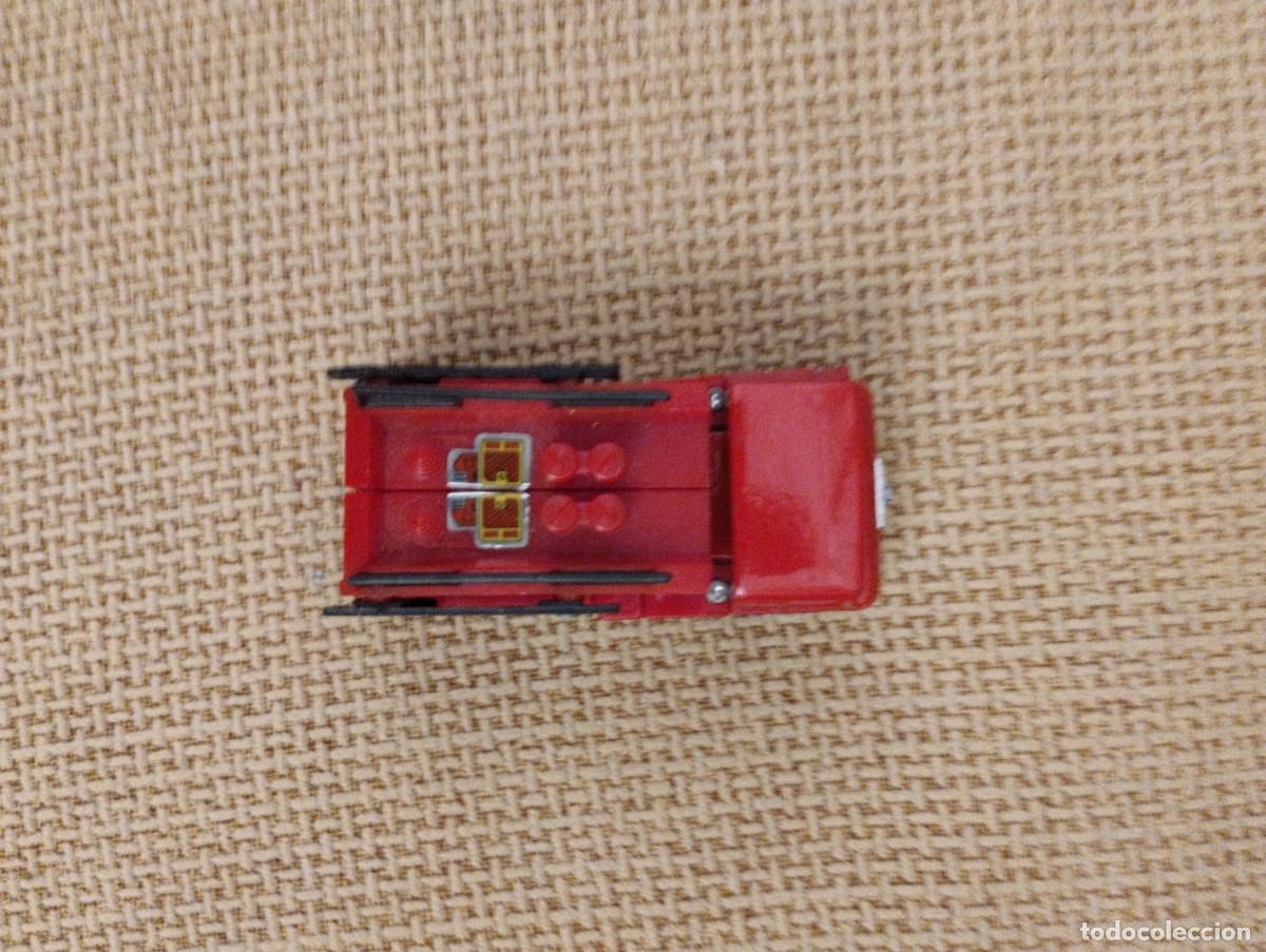 Figuras y mu&ntilde;ecos Transformers: Cami&oacute;n bomberos antiguo Transformer - Foto 7