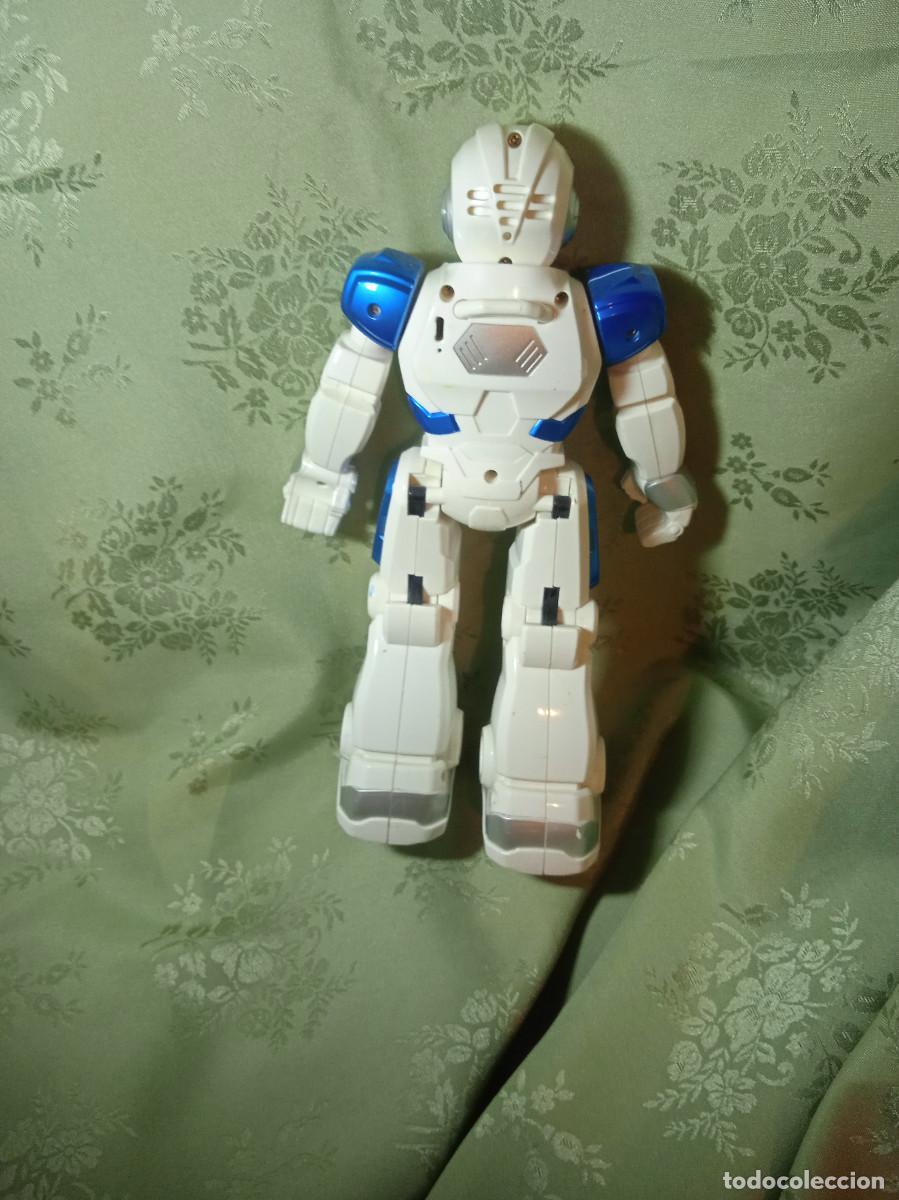 Figuras y mu&ntilde;ecos Transformers: **SMART BOOT , COLOR BLANCO TAMA&Ntilde;O 26 CMTS. REF.. GARA - Foto 4