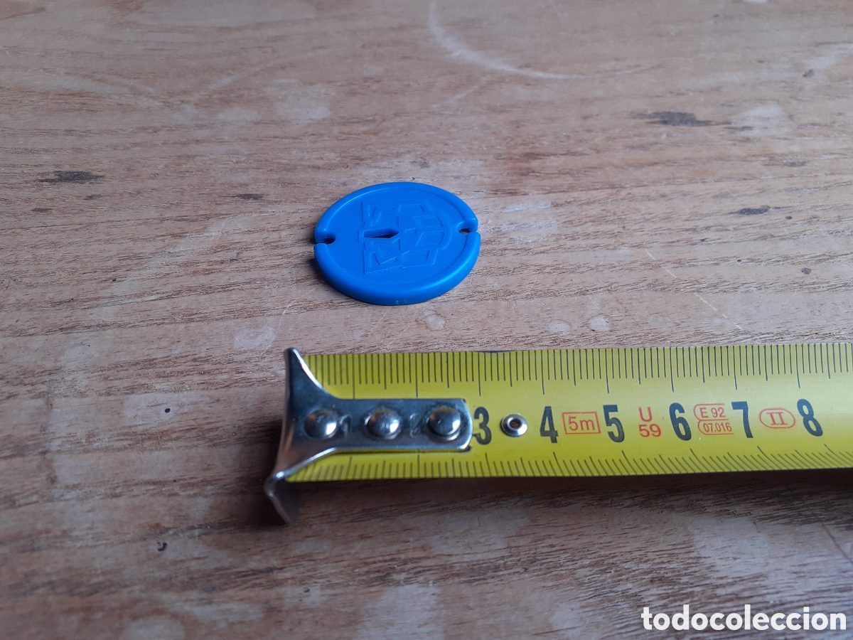 Figuras y mu&ntilde;ecos Transformers: Transformers g2 cybertron battle convoy takara disk part - Foto 2