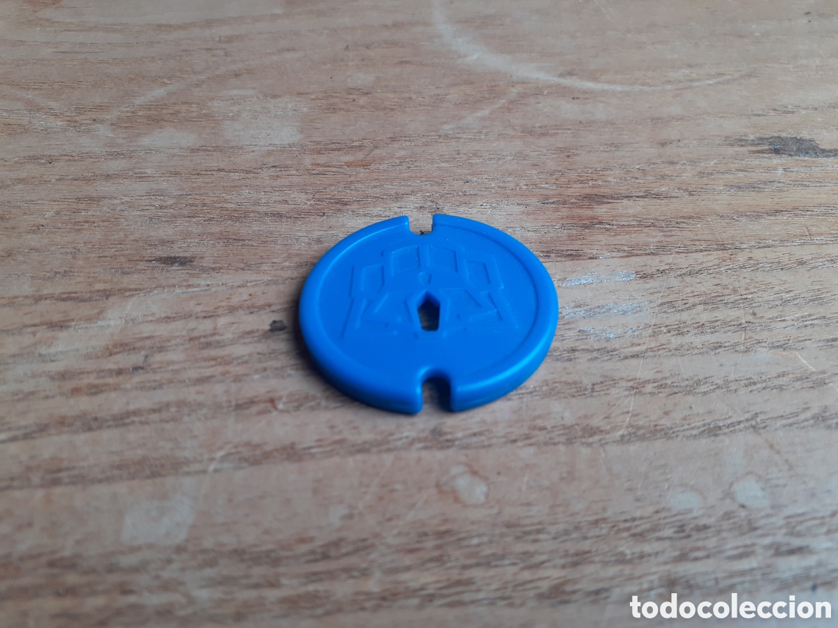 Figuras y mu&ntilde;ecos Transformers: Transformers g2 cybertron battle convoy takara disk part - Foto 3