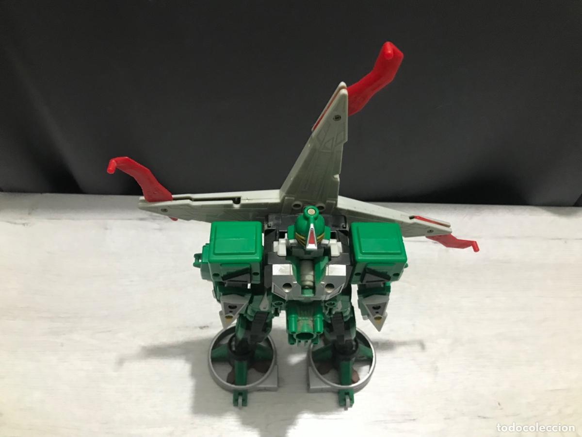 Figuras y mu&ntilde;ecos Transformers: Robot transformer de Bandai - Foto 5