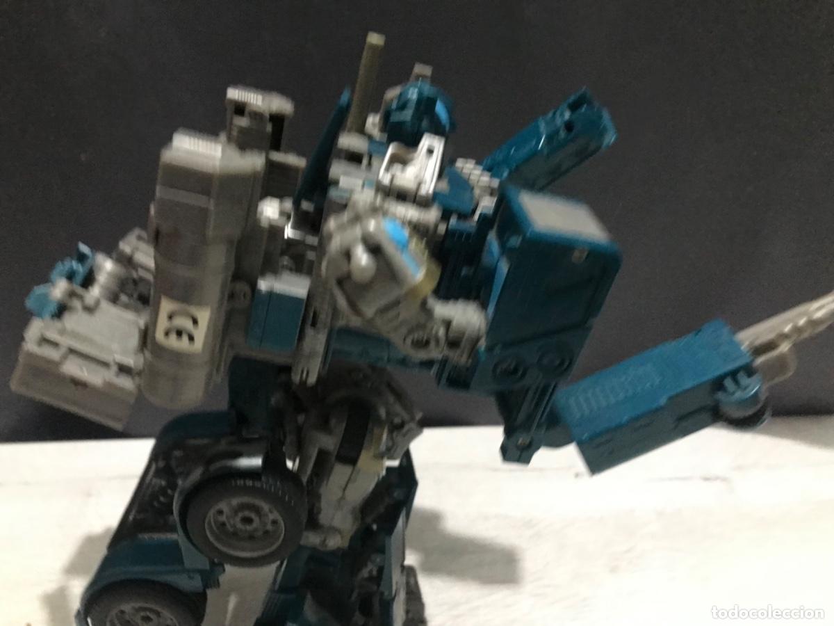 Figuras y mu&ntilde;ecos Transformers: Robot transformer Optimus prime - Foto 8