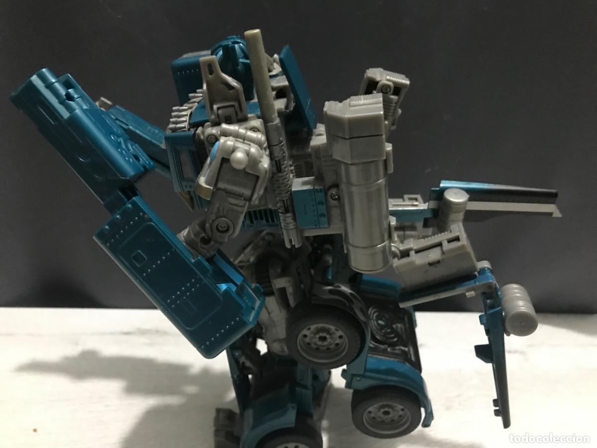 Figuras y mu&ntilde;ecos Transformers: Robot transformer Optimus prime - Foto 15