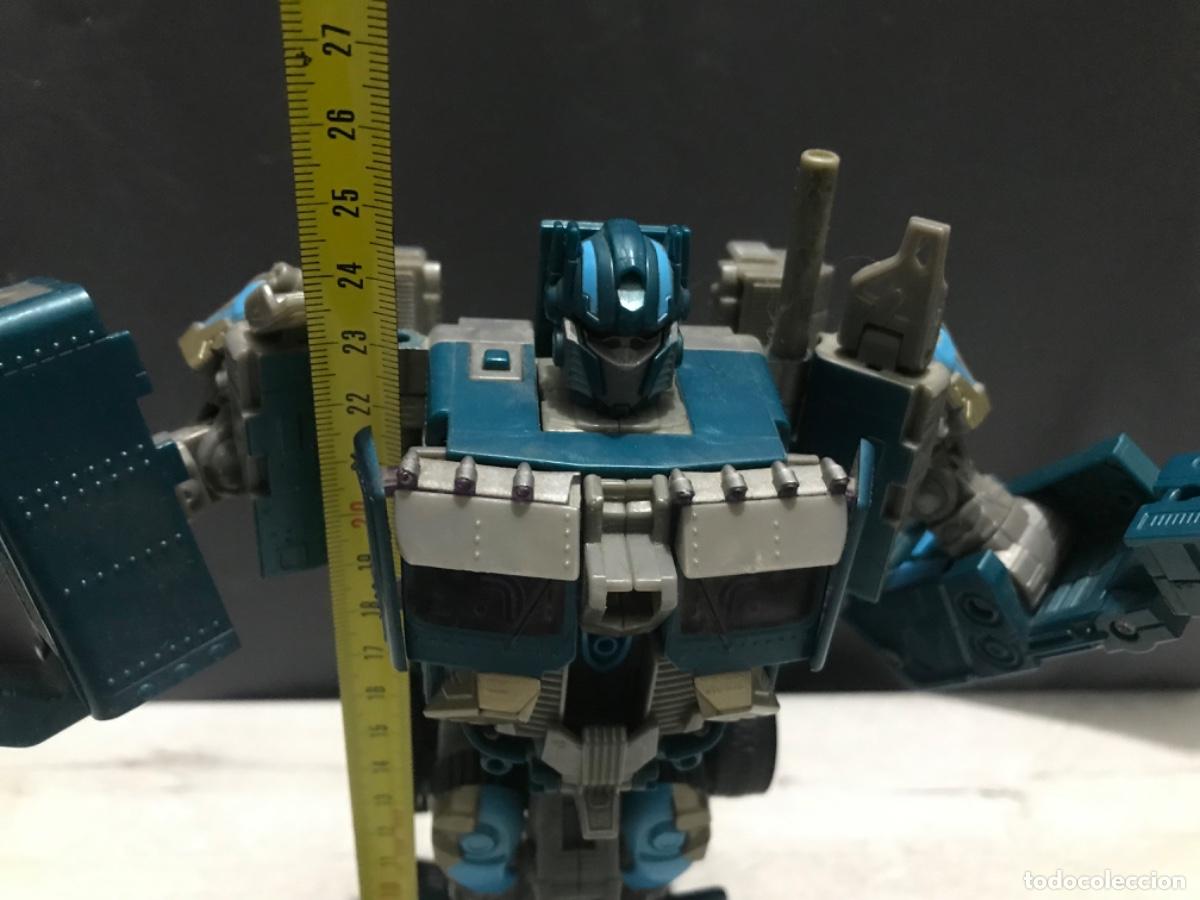 Figuras y mu&ntilde;ecos Transformers: Robot transformer Optimus prime - Foto 18