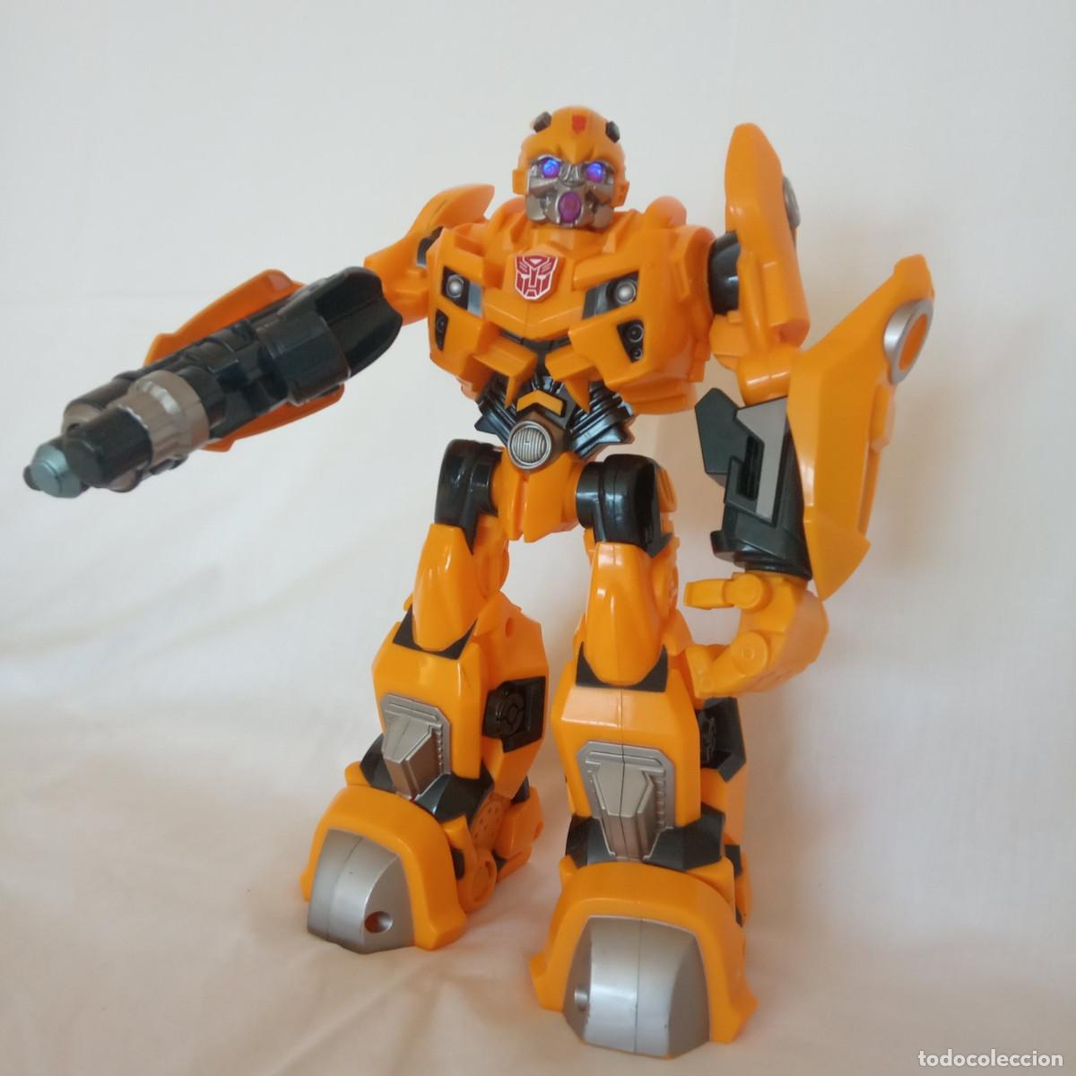Figuras y mu&ntilde;ecos Transformers: Transformers Bumblebee - 25 cm. de altura - Hasbro 2009 - Foto 5