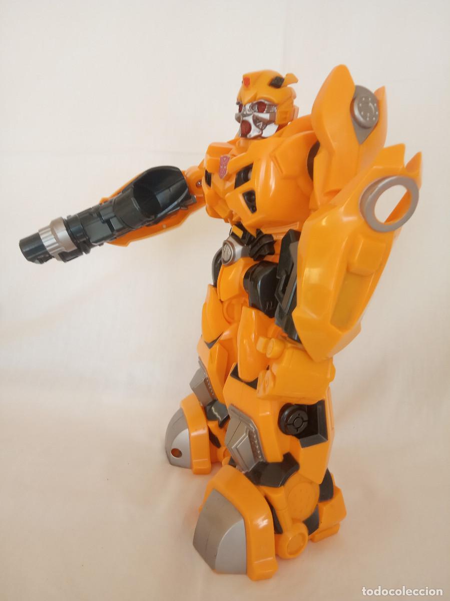 Figuras y mu&ntilde;ecos Transformers: Transformers Bumblebee - 25 cm. de altura - Hasbro 2009 - Foto 7