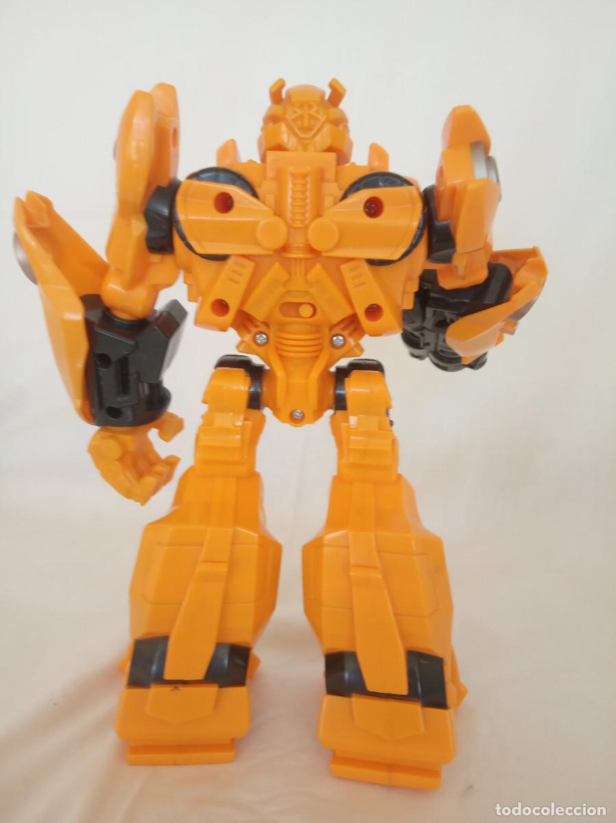 Figuras y mu&ntilde;ecos Transformers: Transformers Bumblebee - 25 cm. de altura - Hasbro 2009 - Foto 8