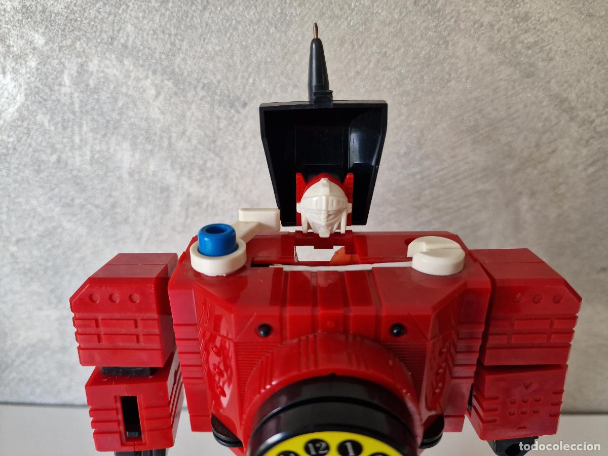 Figuras y mu&ntilde;ecos Transformers: RARO TRANSFORMERS LI PING CAMBOT 1985 - Foto 2