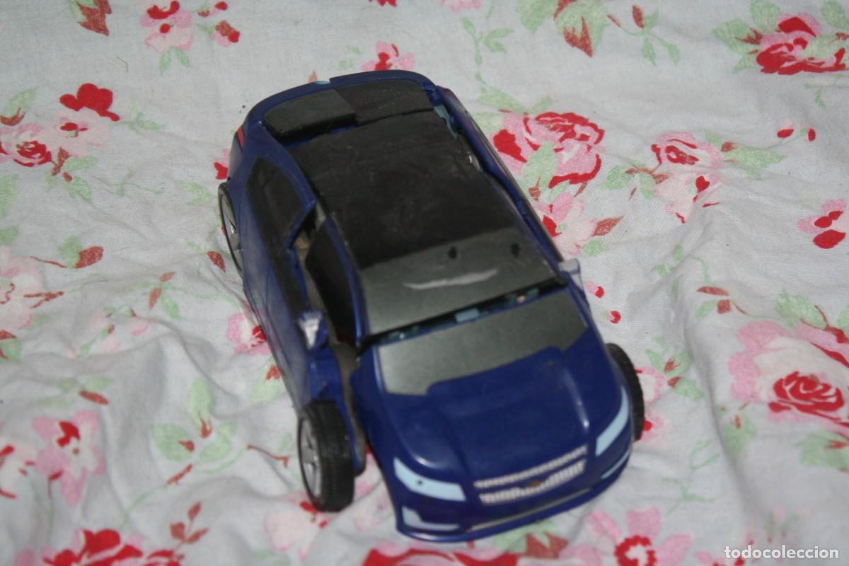Figuras y mu&ntilde;ecos Transformers: mu&ntilde;eco figura transformers coche - Foto 1