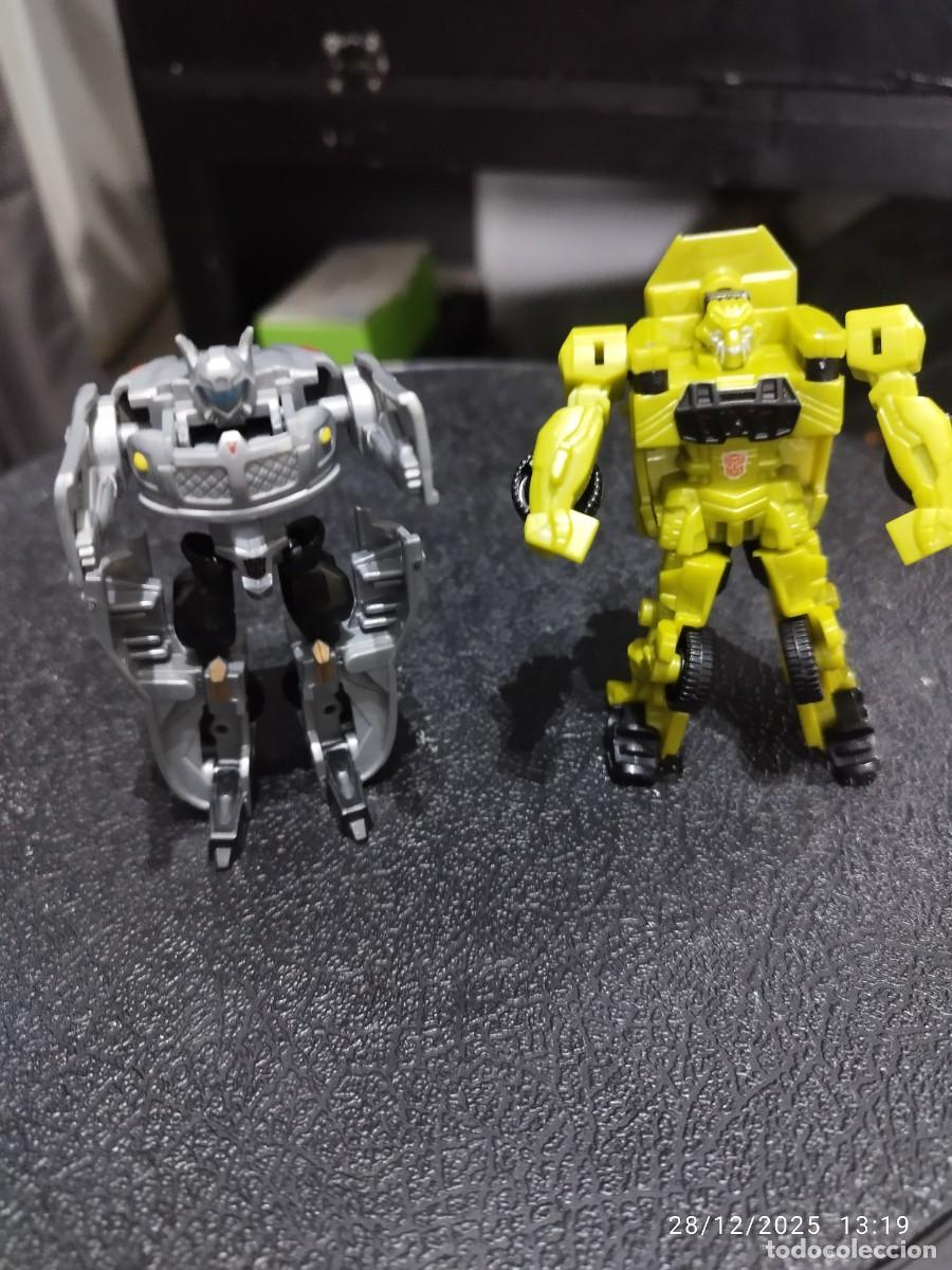 Figuras y mu&ntilde;ecos Transformers: 2 Coches Transformers 2006 - Foto 4