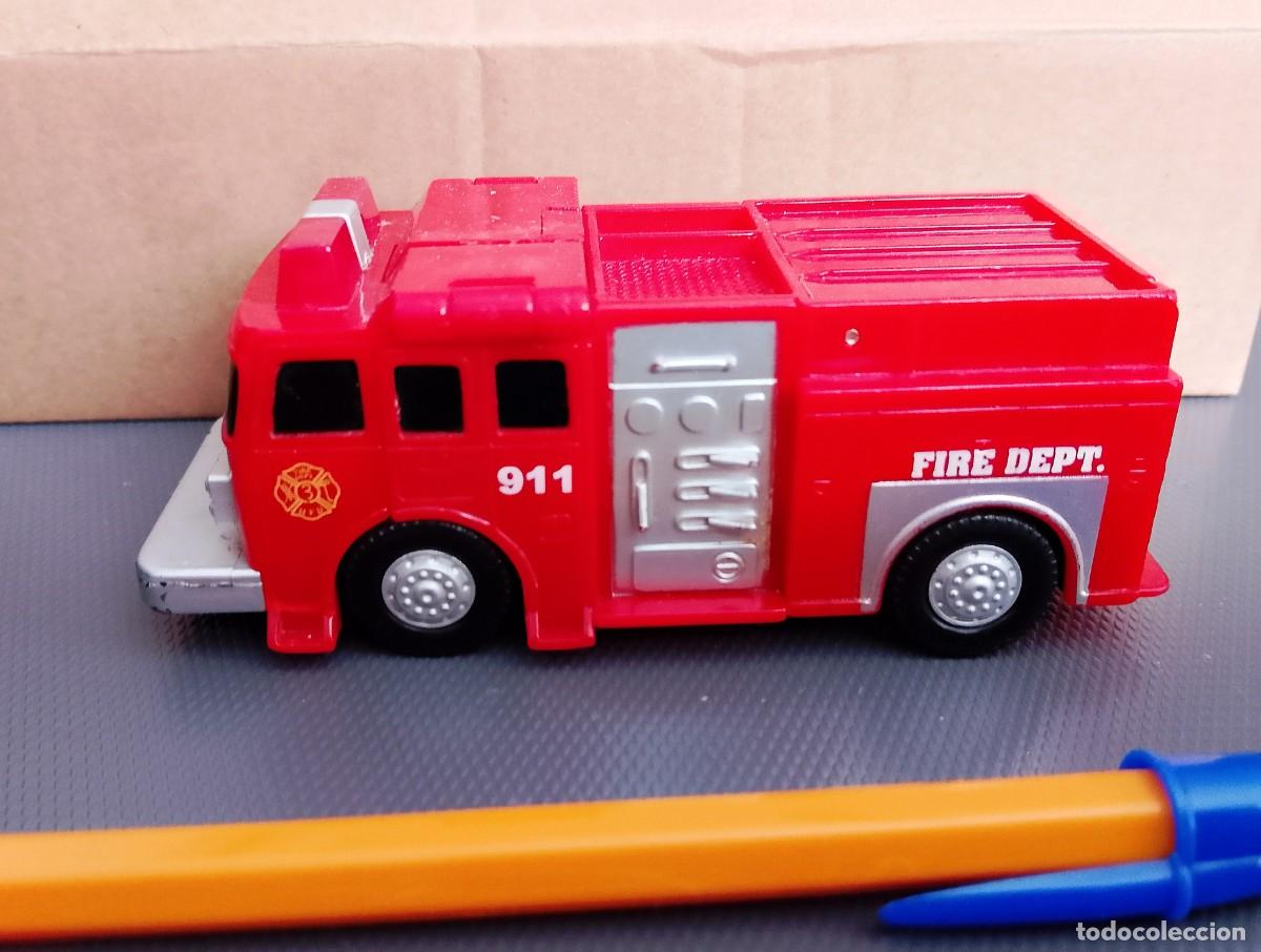 Figuras y mu&ntilde;ecos Transformers: Transformers cami&oacute;n de bomberos - Foto 2