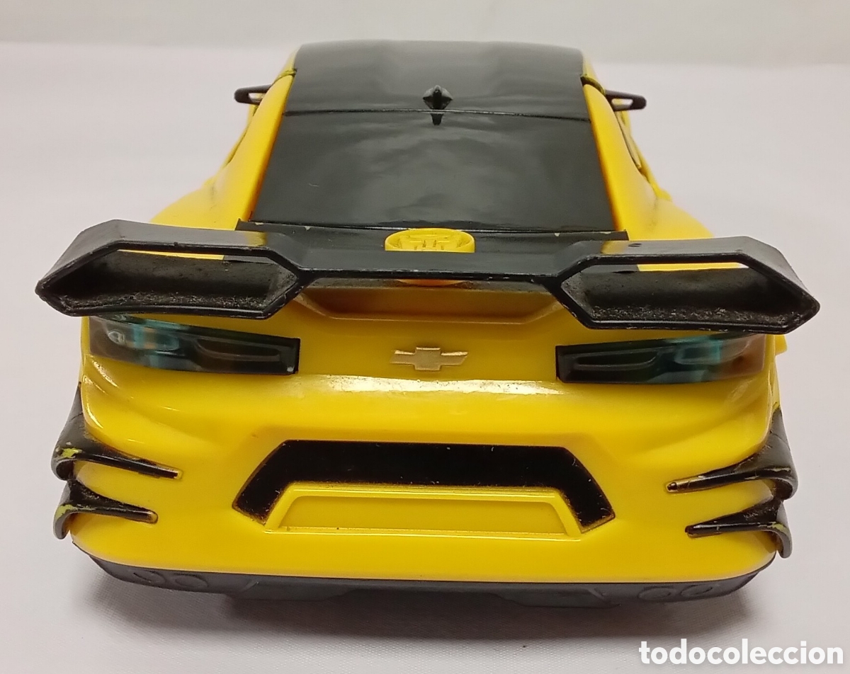 Figuras y mu&ntilde;ecos Transformers: Chevrolet Camaro Bumblebee Transformers Hasbro A&ntilde;o 2017 - Foto 6