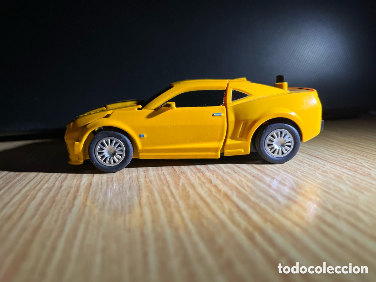 Figuras y mu&ntilde;ecos Transformers: Coche Transformer amarillo - Foto 1