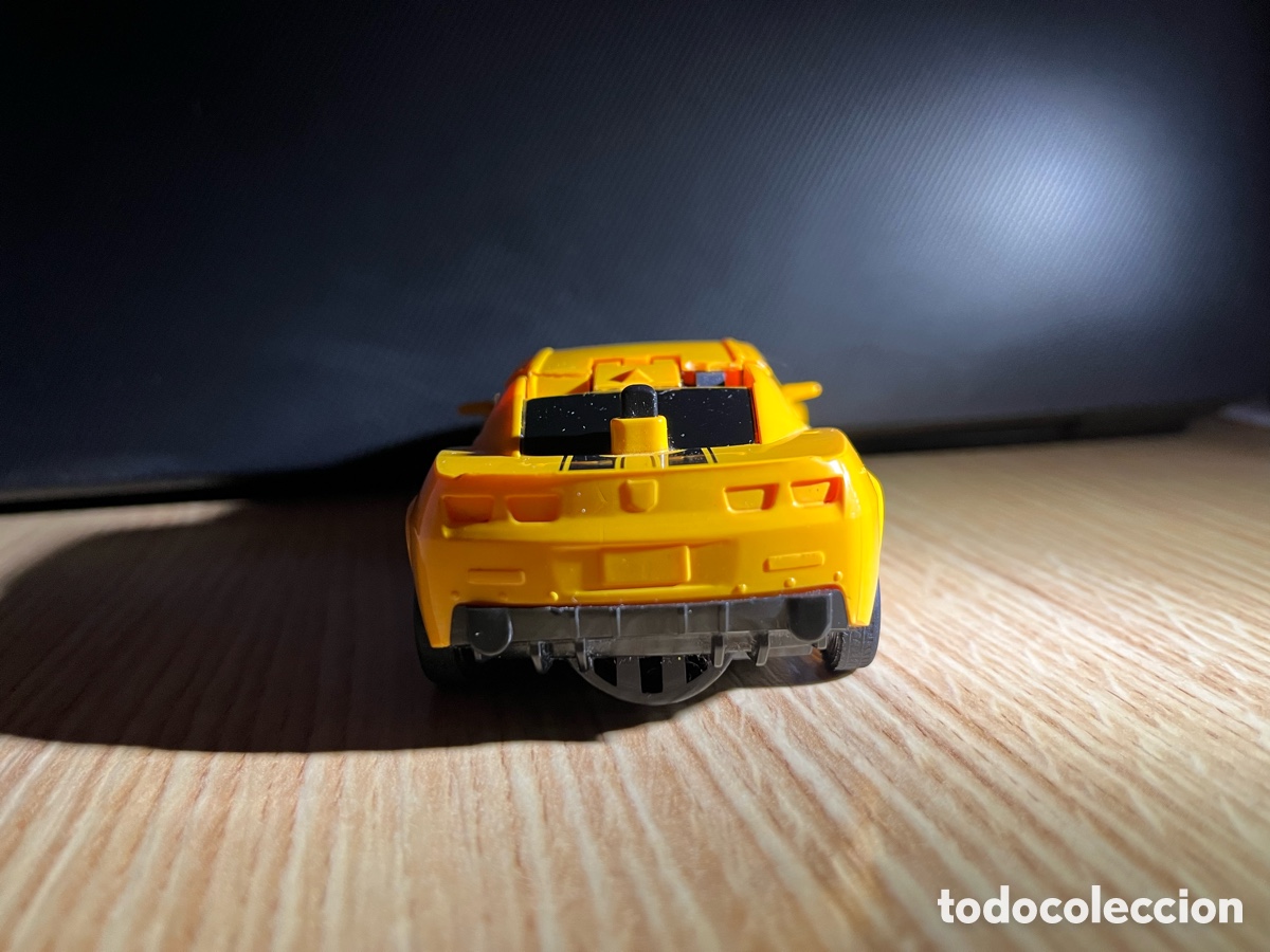 Figuras y mu&ntilde;ecos Transformers: Coche Transformer amarillo - Foto 4