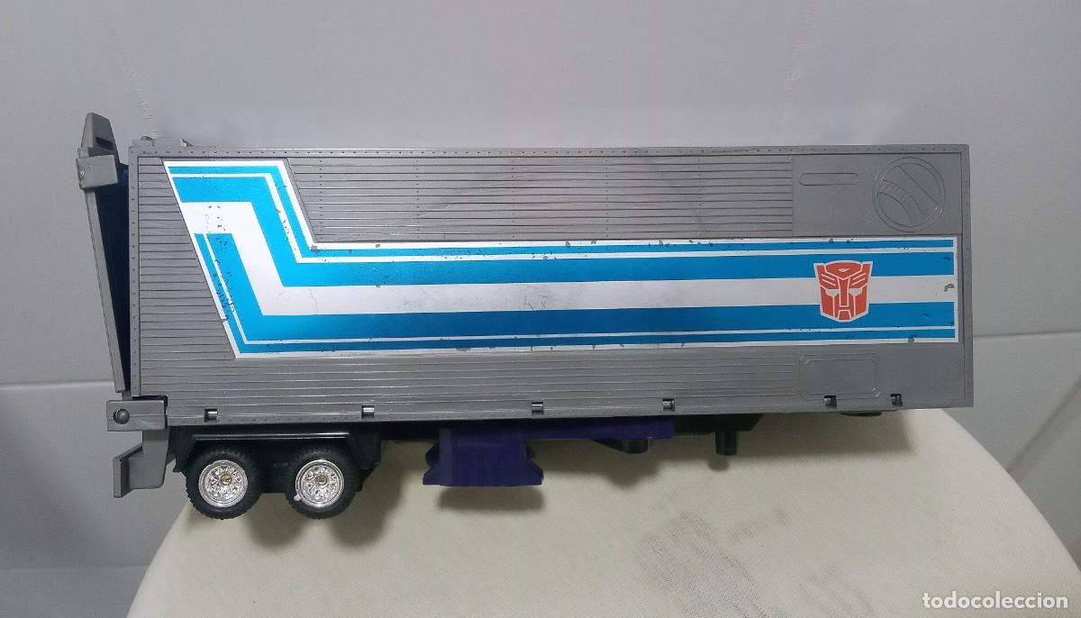 Figuras y Mu&ntilde;ecos Transformers: REMOLQUE CAMION MU&Ntilde;ECO FIGURA TRANSFORMERS OPTIMUS PRIME 1990 MB ESPA&Ntilde;A CAJA DORADA GOLD BOX