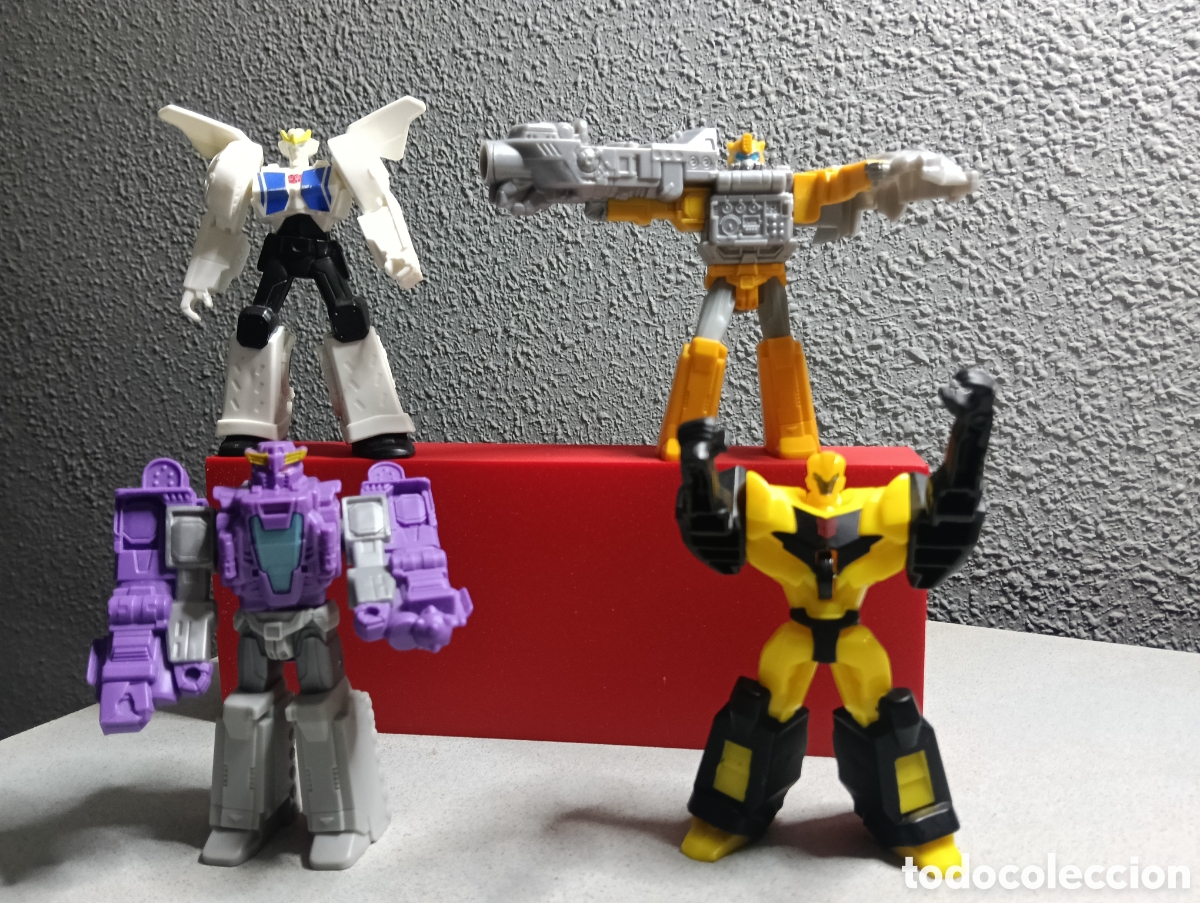 Figuras y Mu&ntilde;ecos Transformers: figuras de acci&oacute;n de Transformers parecen ser parte de colecciones promocionales de Happy Meal de Mc
