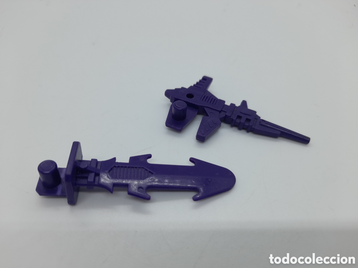 Figuras y mu&ntilde;ecos Transformers: ANTIGUAS ARMAS TRANSFORMERS G1. BLITZWING. A&Ntilde;OS 80. COLOR LILA.