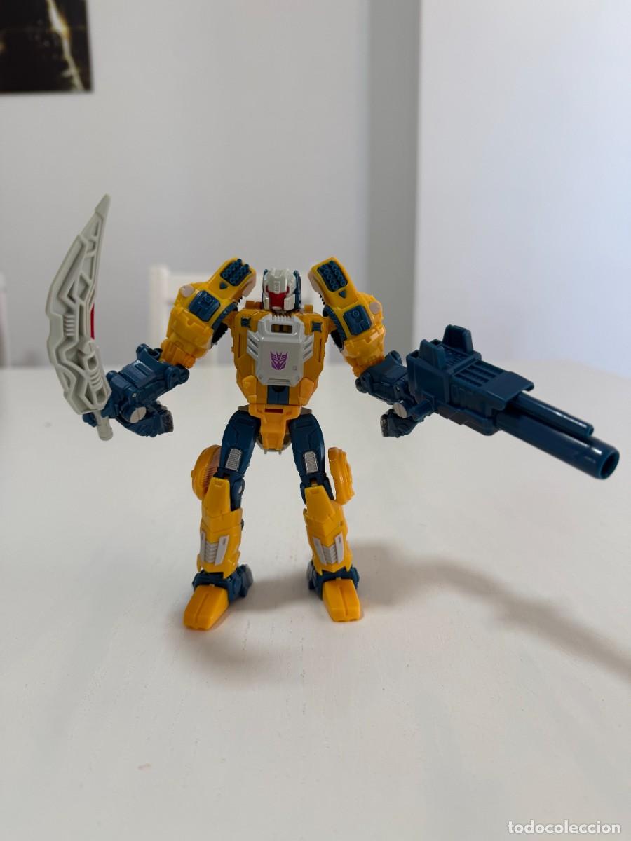 Figuras y mu&ntilde;ecos Transformers: TRANSFORMERS TITANS RETURN
