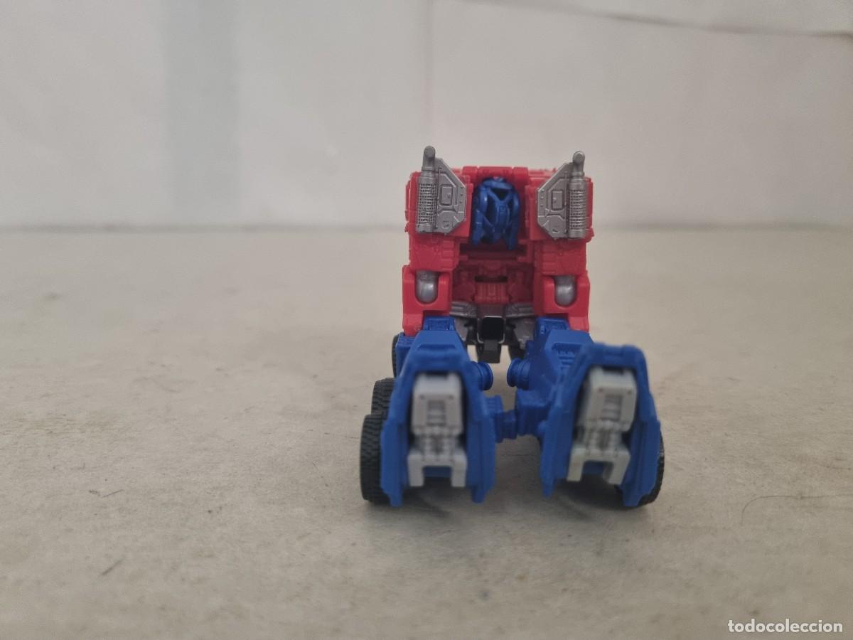 Figuras y mu&ntilde;ecos Transformers: Curioso transformer Optimusprime de Hasbro - Foto 3