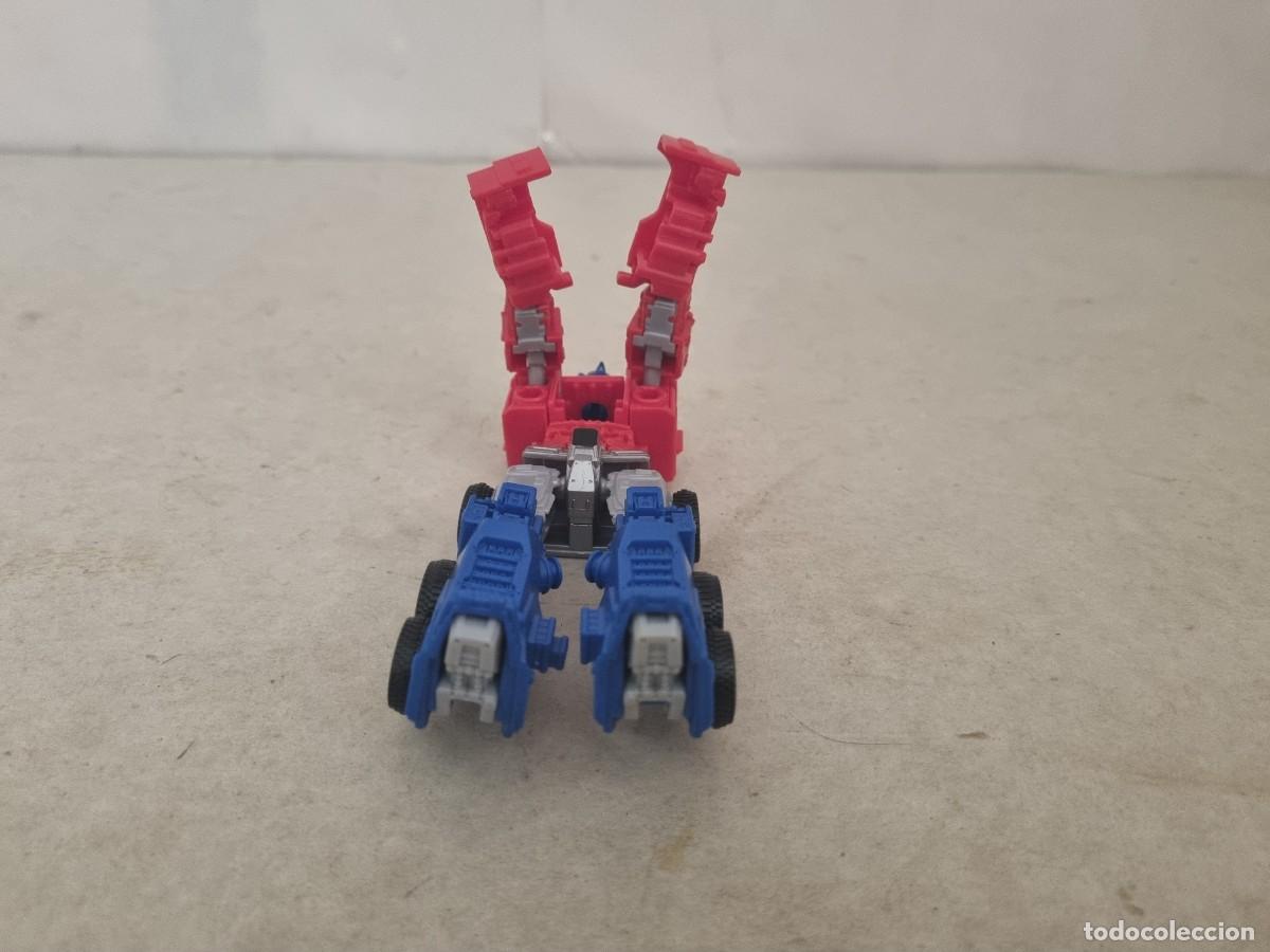 Figuras y mu&ntilde;ecos Transformers: Curioso transformer Optimusprime de Hasbro - Foto 16