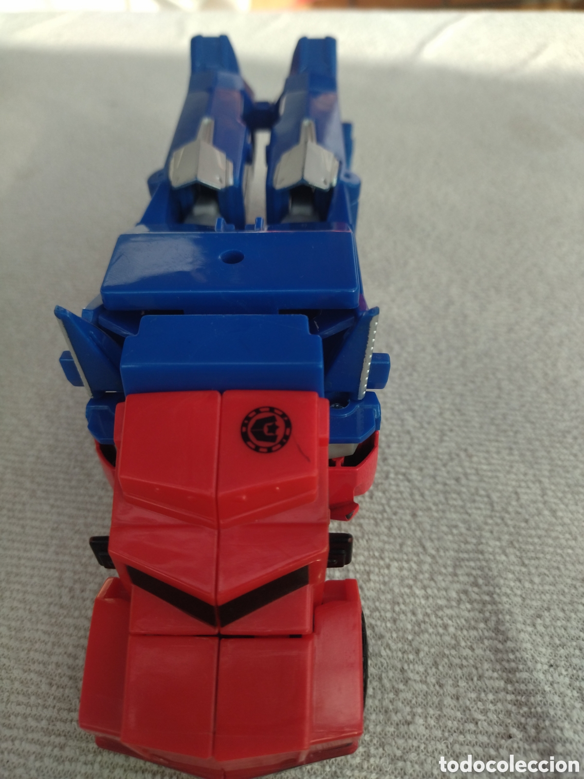 Figuras y mu&ntilde;ecos Transformers: Figura Optimus Prime de Transformers. Hasbro. - Foto 8