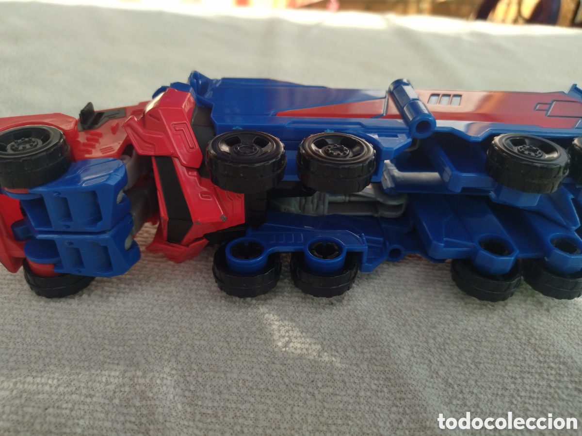 Figuras y mu&ntilde;ecos Transformers: Figura Optimus Prime de Transformers. Hasbro. - Foto 12