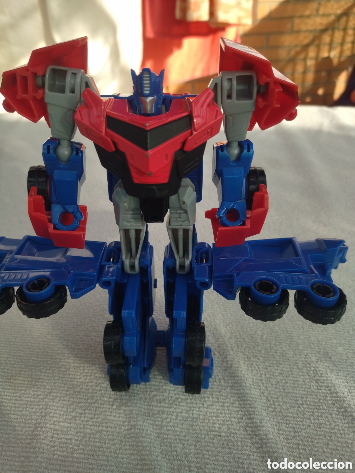 Figuras y mu&ntilde;ecos Transformers: Figura Optimus Prime de Transformers. Hasbro.
