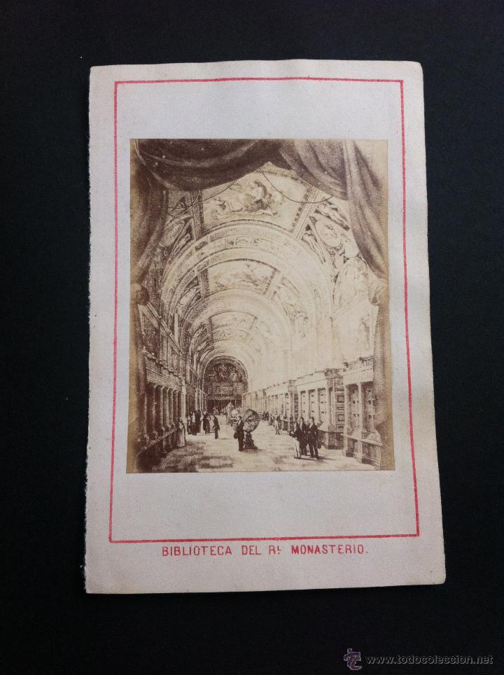 Tourismusbrosch&uuml;ren: RECUERDOS DEL ESCORIAL. (BIBLIOTECA DEL REAL MONASTERIO) PAPEL GRUESO. 12,5 x 8cm.