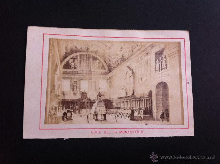 Tourismusbrosch&uuml;ren: RECUERDOS DEL ESCORIAL. (CORO DEL REAL MONASTERIO) PAPEL GRUESO. 12,5 x 8cm.