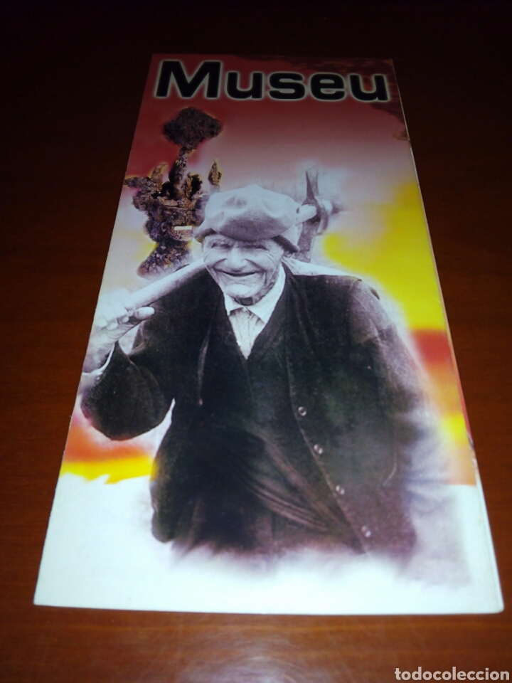 Folletos de turismo: Folleto Museu de Lava. - Foto 1