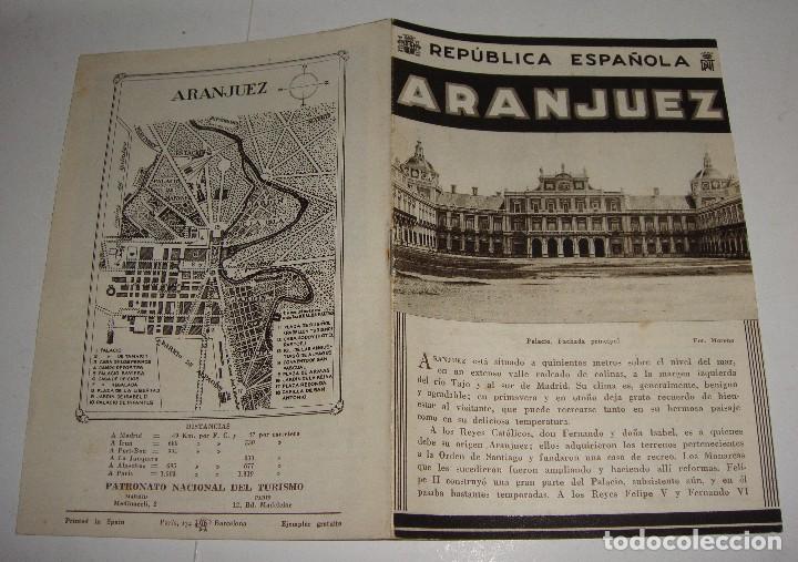 Folletos de turismo: Aranjuez &middot; Gu&iacute;a Oficial Rep&uacute;blica Espa&ntilde;ola &middot; Plano y Fotograf&iacute;as &middot; ca. 1933-1936