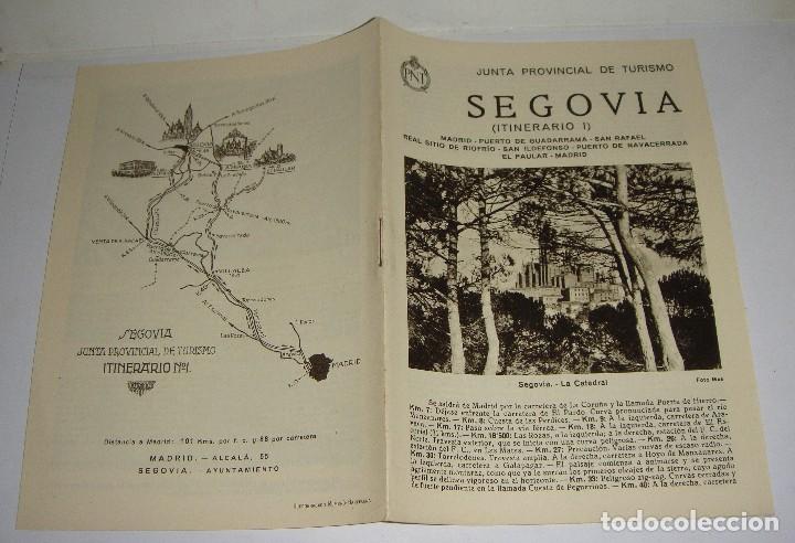 Brochures de tourisme: Folleto Tur&iacute;stico. Rep&uacute;blica Espa&ntilde;ola. Segovia. Con plano y fotograf&iacute;as.