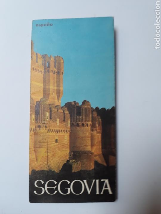 Brochures de tourisme: Segovia. Editado por la Subsecretar&iacute;a de Turismo a&ntilde;os 60 70