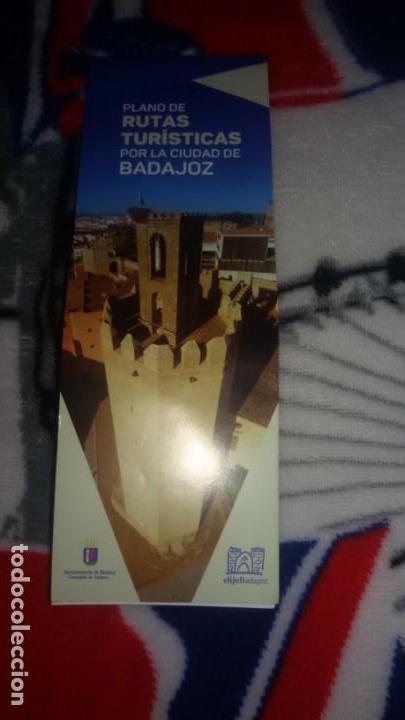 Folhetos de turismo: PLANO DE RUTAS TUR&Iacute;STICAS POR LA CIUDAD DE BADAJOZ - AYUNTAMIENTO DE BADAJOZ CONCEJAL&Iacute;A DE TURISMO