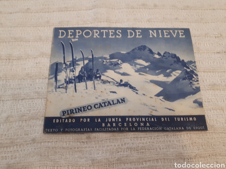 Folletos de turismo: Deportes de nieve Pirineo catal&aacute;n. 1942-1943. 12 pp.