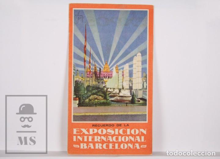 Travel Brochures: Folleto Desplegable Ilustrado de la Exposici&oacute;n Internacional Barcelona, A&ntilde;o 1929 - P&oacute;ster