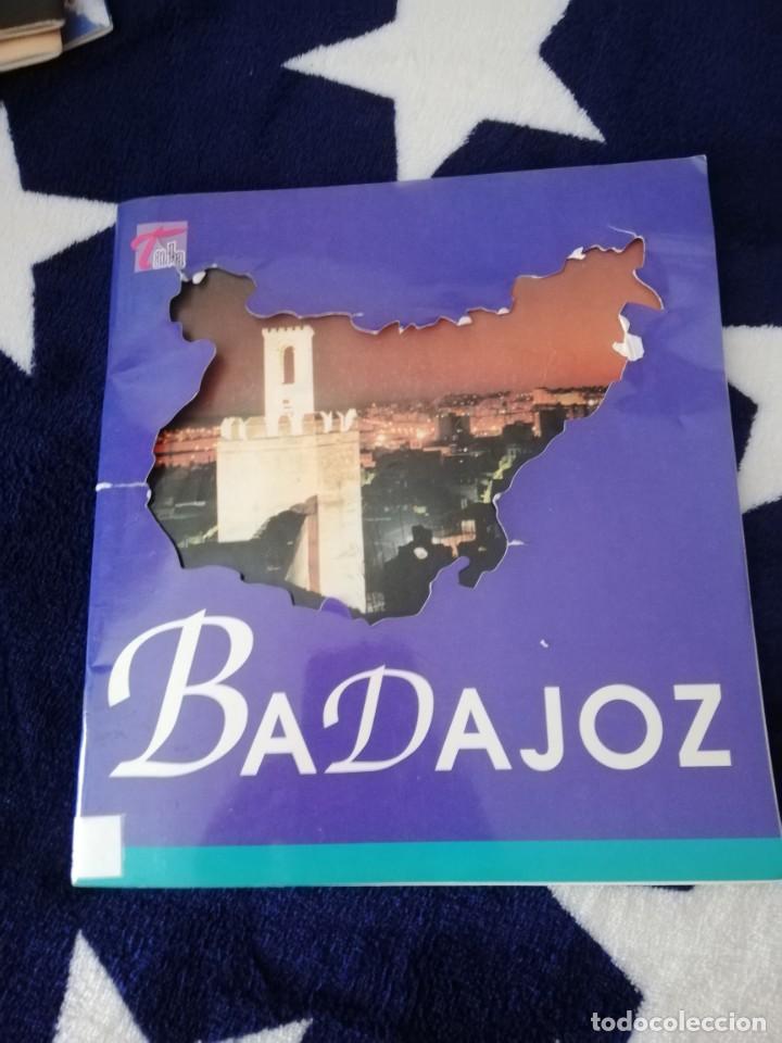 Travel Brochures: GU&Iacute;A DE INFORMACI&Oacute;N OFICIAL Y DE RECURSOS BADAJOZ - EDICIONES TAOBA - PRINCIPIOS 90