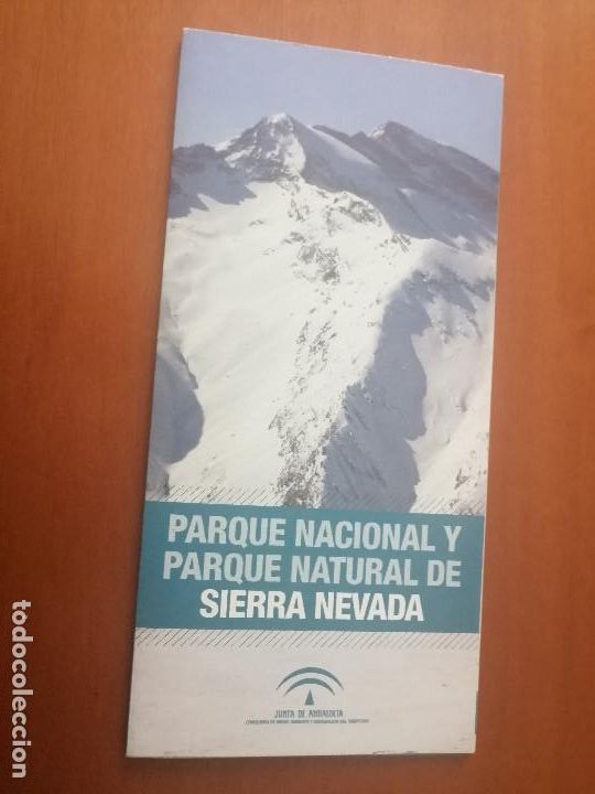 Folhetos de turismo: PARQUE NACIONAL Y PARQUE NATURAL DE SIERRA NEVADA. FOLLETO TUR&Iacute;STICO. SE ABRE EN MAPA. C-10