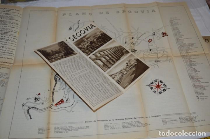 Folletos de turismo: SEGOVIA / Lote variados de folletos de turismo y otros documentos / Años 50 - ¡Mira fotos! - Foto 4 - 215034045