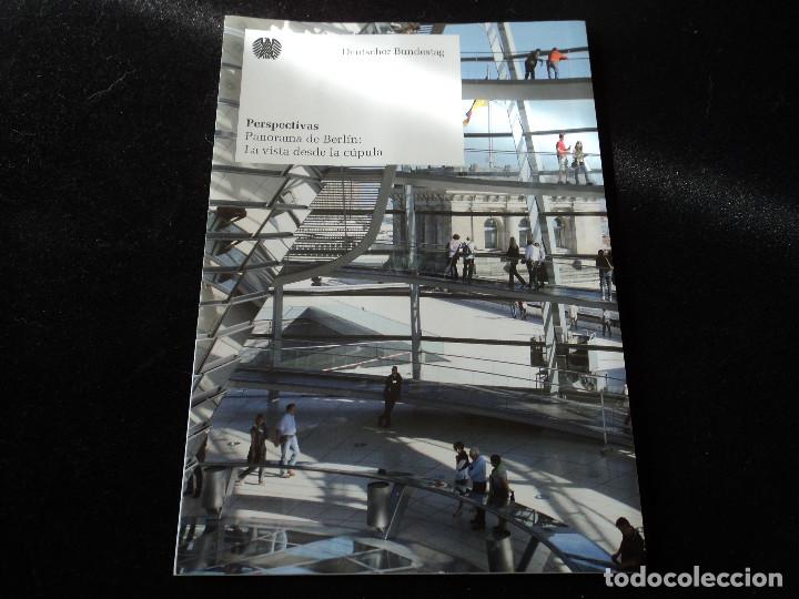 Tourismusbrosch&uuml;ren: panoramica de berlin desde la cupula del bundestag, imagenes explicativa de todos los monumento